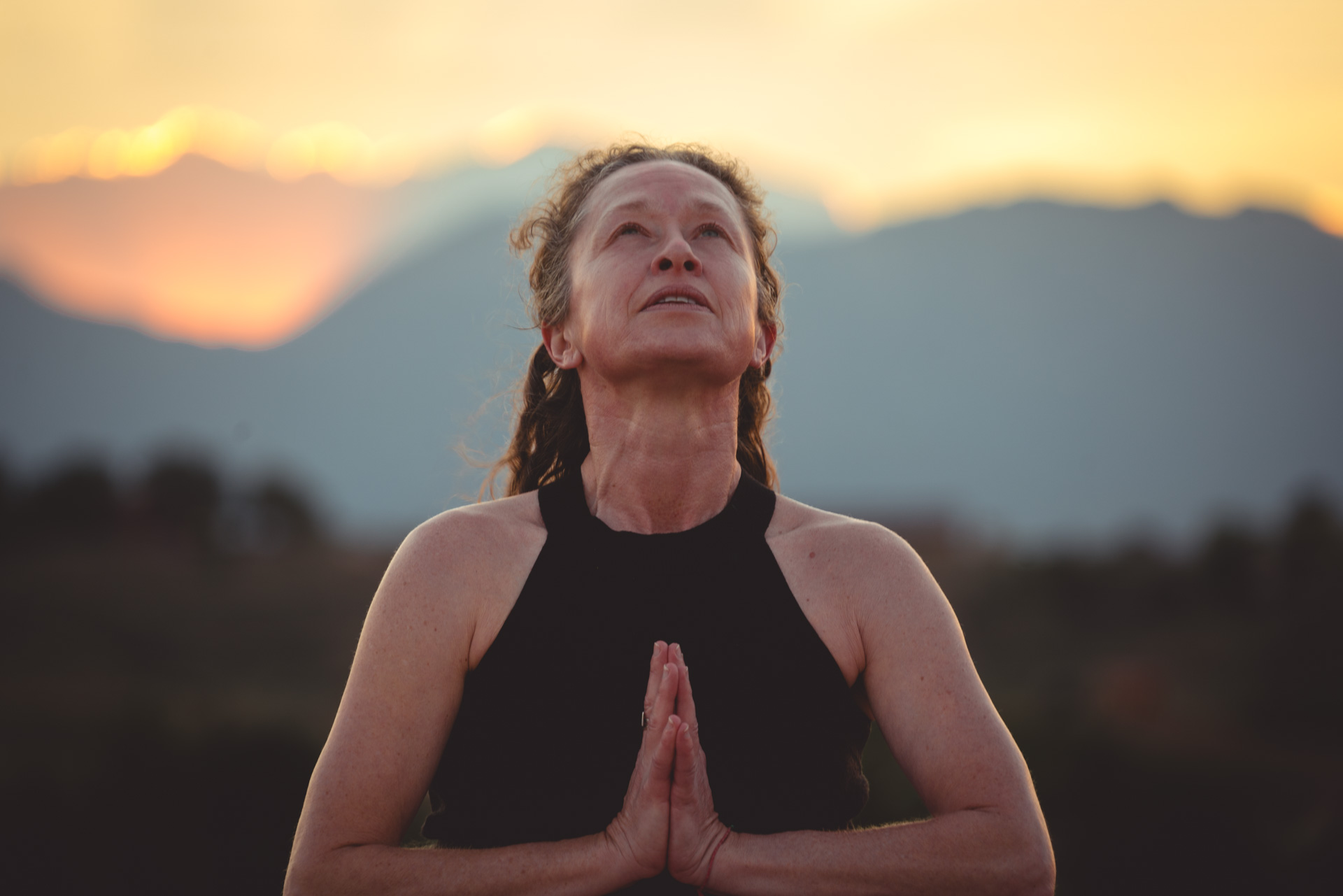 closeup photo of person